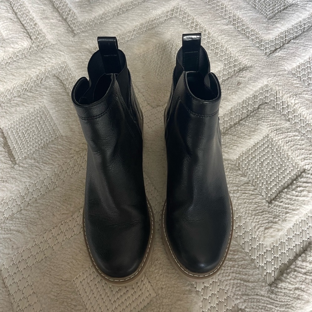 Dolce Vita booties